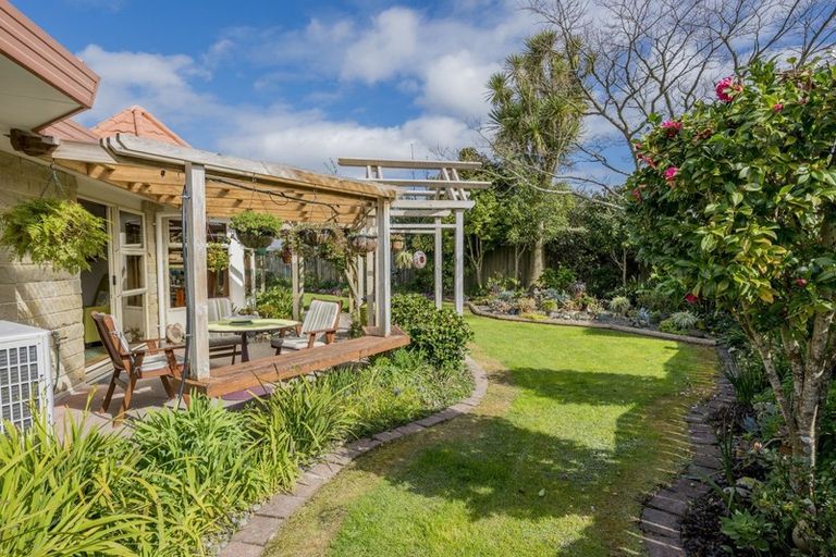 Photo of property in 10 Gimblett Court, Levin, 5510