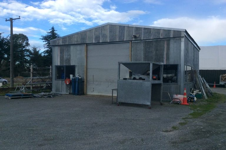 Photo of property in 37 Jessons Road, Harewood, Christchurch, 8051