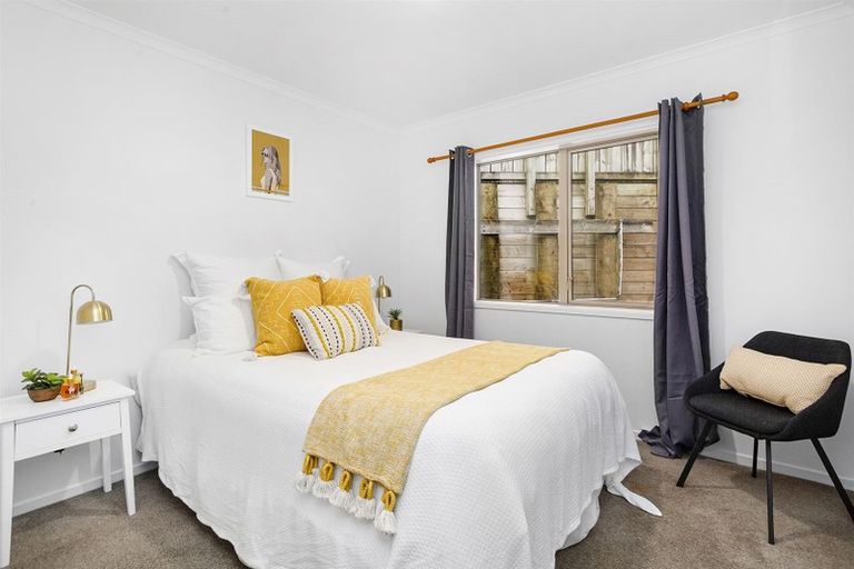 Photo of property in 93 Oriel Avenue, Tawa, Wellington, 5028