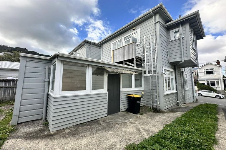 Photo of property in 11 Caroline Street, Mount Victoria, Wellington, 6011