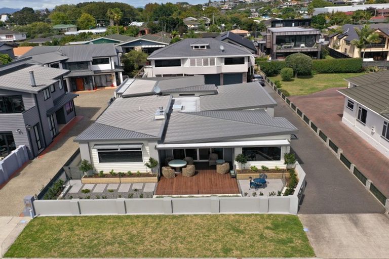 Photo of property in 90 Harbour Drive, Otumoetai, Tauranga, 3110