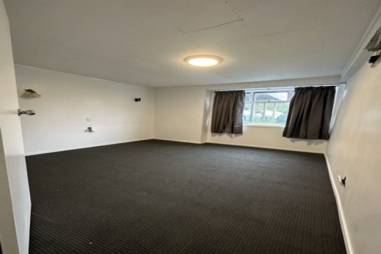 Photo of property in 7 Ellice Road, Totara Vale, Auckland, 0629