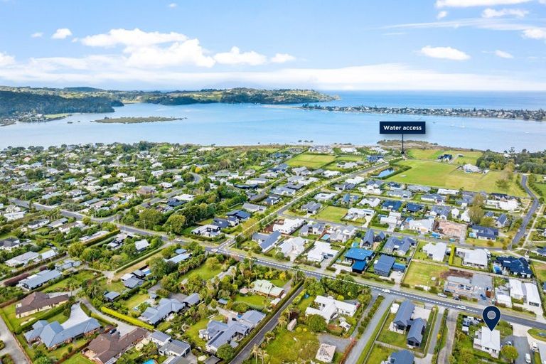 Photo of property in 233a Point Wells Road, Point Wells, 0986