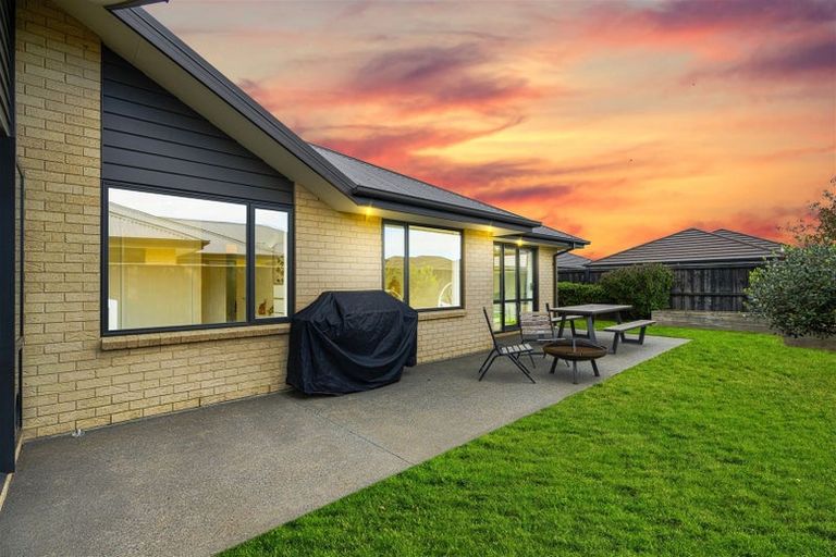 Photo of property in 14 Ridgeway Avenue, Rolleston, 7615