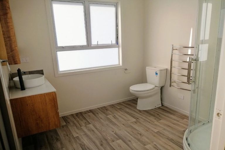 Photo of property in 106 Kingswood Road, Brookfield, Tauranga, 3110