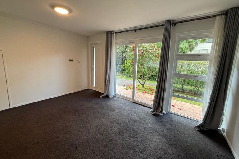 Photo of property in 1/10 Blomfield Spa, Takapuna, Auckland, 0622