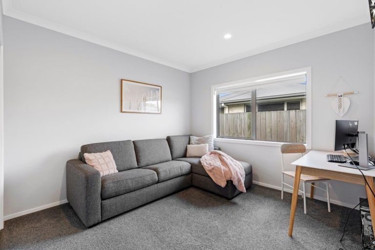 Photo of property in 16 Raiha Street, Papamoa Beach, Papamoa, 3118