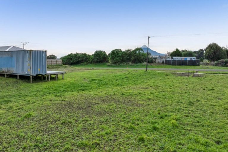 Photo of property in 8-10 Terou Street, Manaia, 4612