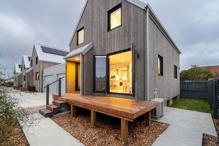 Photo of property in 4/61 Mackworth Street, Woolston, Christchurch, 8062