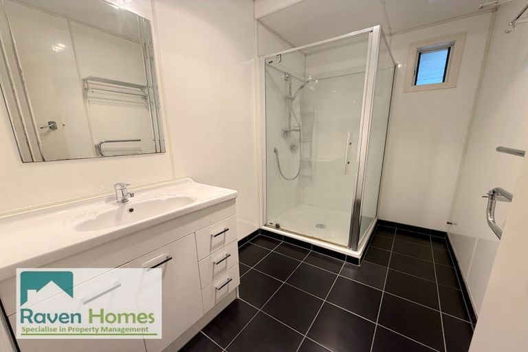 Photo of property in 27 Kohekohe Street, New Lynn, Auckland, 0600