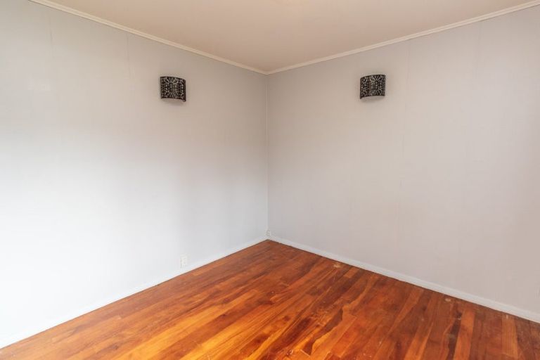 Photo of property in 11 Eldon Grove, Taita, Lower Hutt, 5019