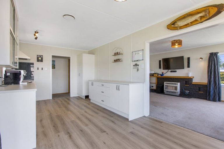 Photo of property in 14 Rospeath Crescent, Spotswood, New Plymouth, 4310