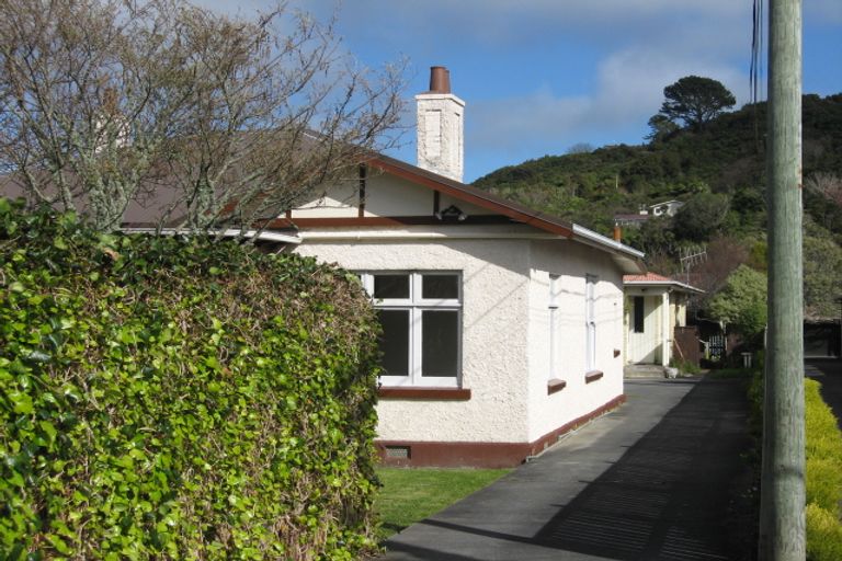 Photo of property in 41a Parkvale Road, Karori, Wellington, 6012