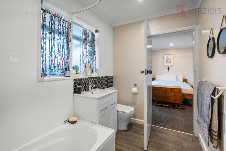 Photo of property in 87 Tilford Street, Woolston, Christchurch, 8062