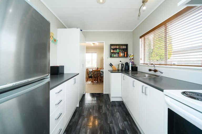 Photo of property in 35 Fitzroy Street, Terrace End, Palmerston North, 4410