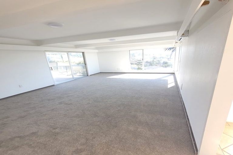 Photo of property in 3 Moera Place, Stanmore Bay, Whangaparaoa, 0932