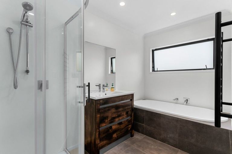 Photo of property in 22 Harbour View Road, Onerahi, Whangarei, 0110