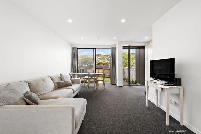 Photo of property in 74u3 Derwent Street, Island Bay, Wellington, 6023