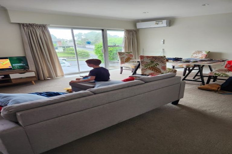 Photo of property in 8a Mccrystal Avenue, Bucklands Beach, Auckland, 2012