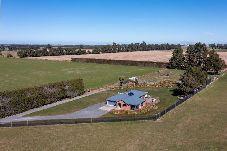 Photo of property in 84 Massey Road, Highbank, Rakaia, 7782