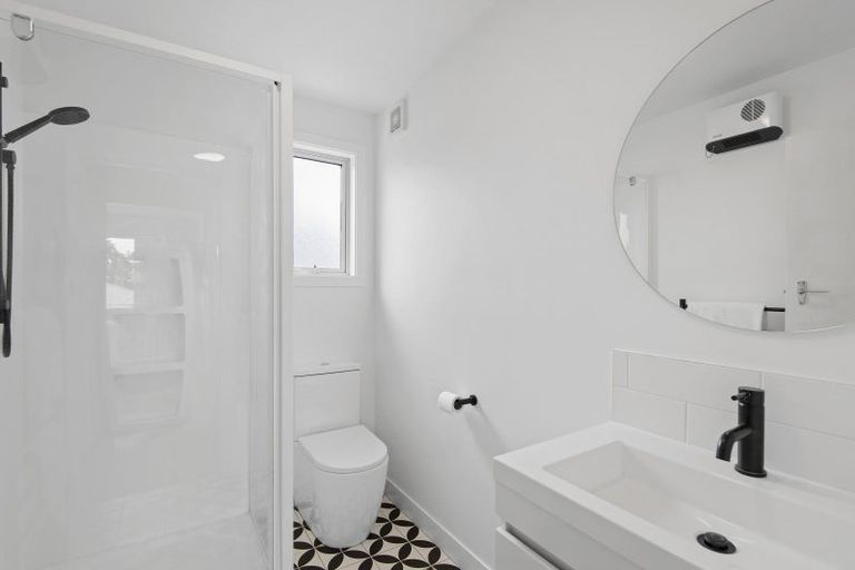 Photo of property in 2/38 Clare Road, St Albans, Christchurch, 8014