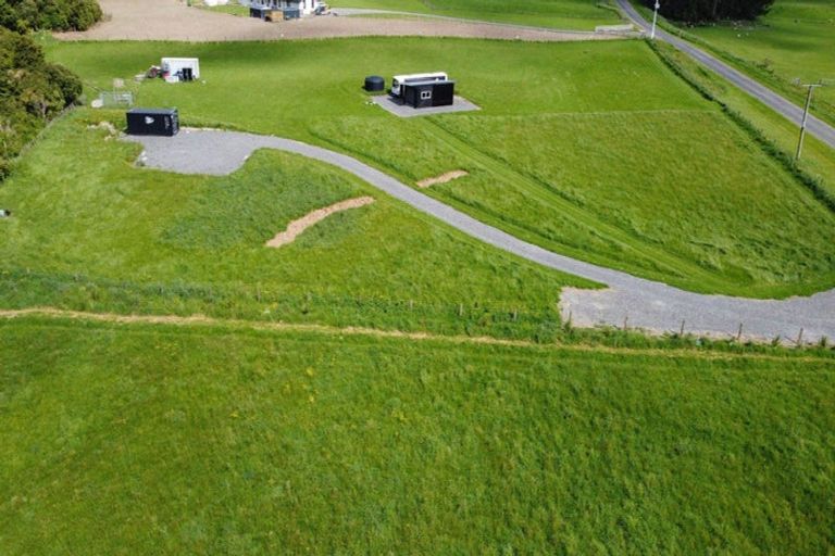 Photo of property in 183 Kiritaki Road, Dannevirke, 4972