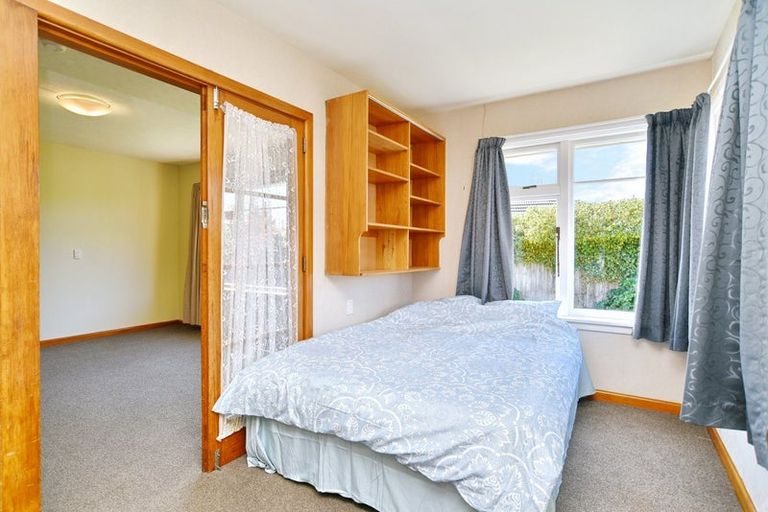 Photo of property in 28 Wimborne Crescent, Aranui, Christchurch, 8061