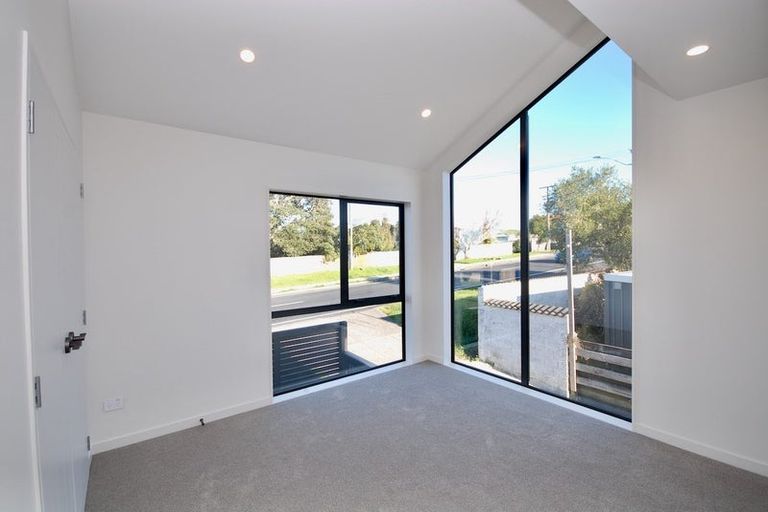 Photo of property in 9c Arran Road, Browns Bay, Auckland, 0630