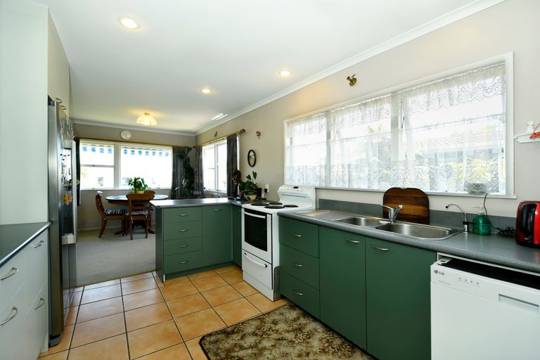 Photo of property in 34 Fergusson Street, Stoke, Nelson, 7011