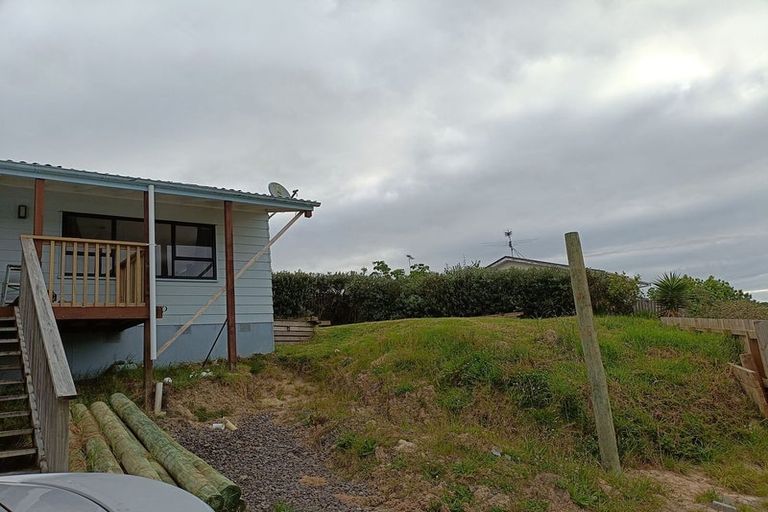Photo of property in 3 Merrill Place, Birkdale, Auckland, 0626