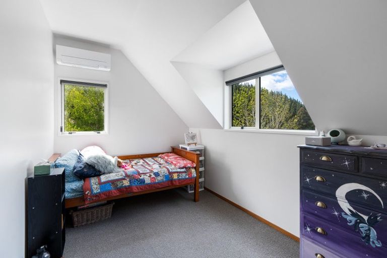 Photo of property in 292 Waipori Falls Road, Berwick, Outram, 9073