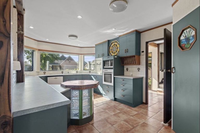 Photo of property in 188 Amberley Avenue, Highbury, Palmerston North, 4412