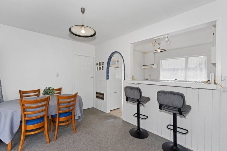 Photo of property in 16 Waitohi Street, Hornby, Christchurch, 8042