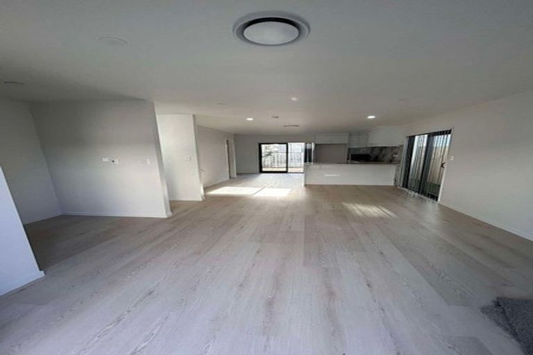 Photo of property in 14 James Street, Mangere East, Auckland, 2024