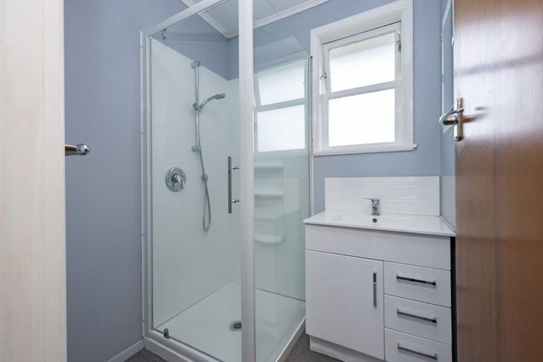 Photo of property in 12 Murch Place, Tawhero, Whanganui, 4500