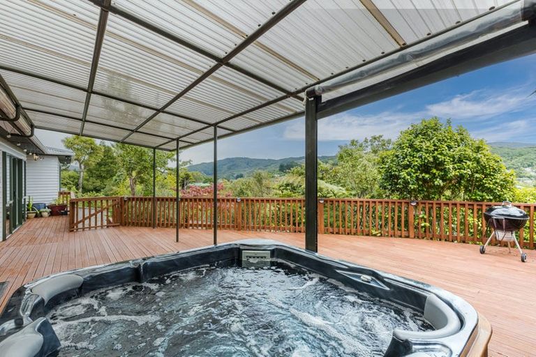Photo of property in 14 Bull Avenue, Wainuiomata, Lower Hutt, 5014