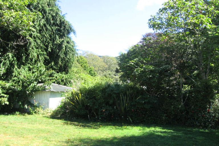 Photo of property in 152 Akatarawa Road, Birchville, Upper Hutt, 5018