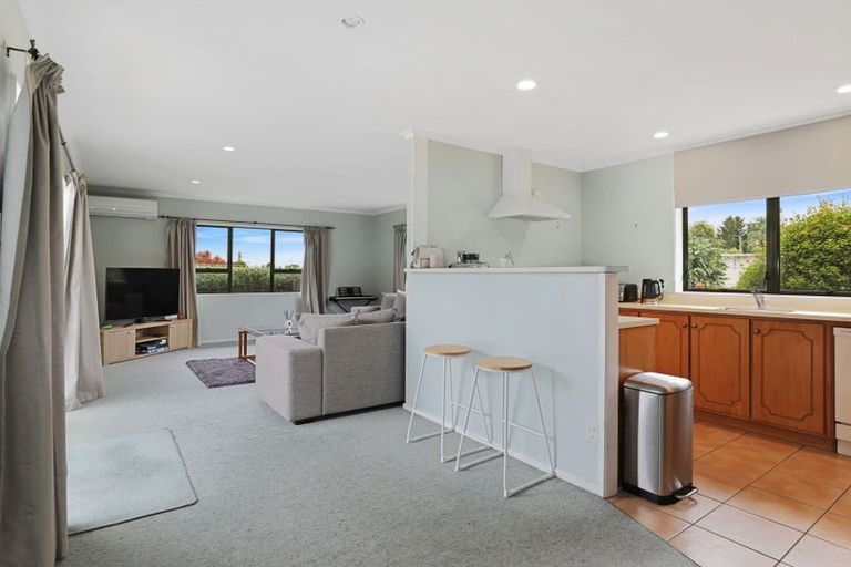 Photo of property in 69 Ngamotu Road, Hilltop, Taupo, 3330