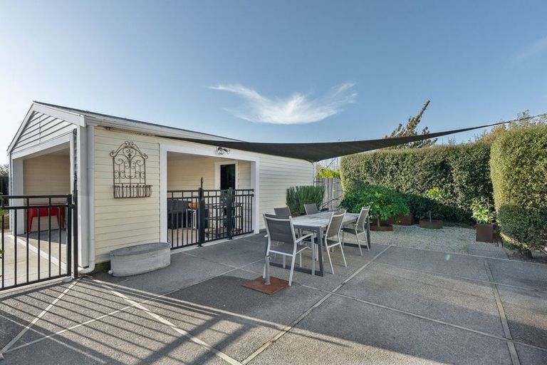 Photo of property in 78 Jellicoe Street, Martinborough, 5711
