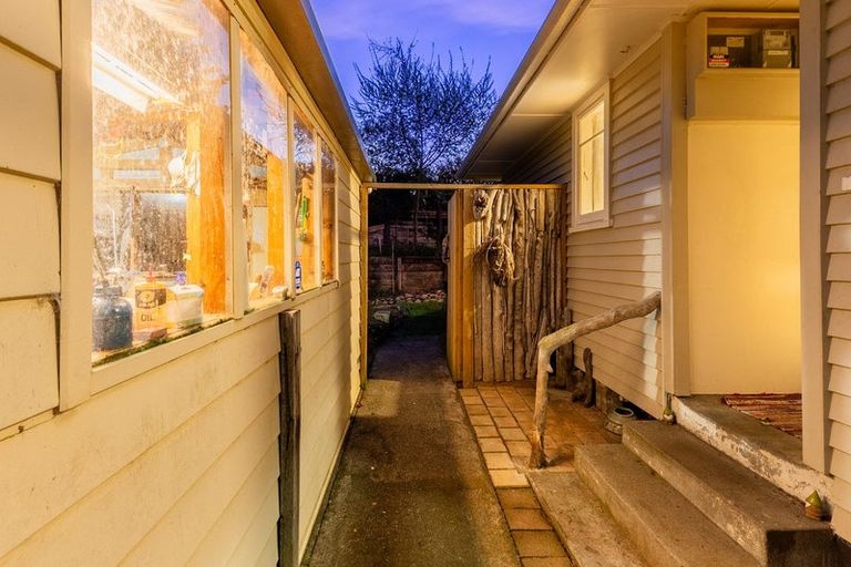 Photo of property in 5 Leinster Avenue, Raumati South, Paraparaumu, 5032