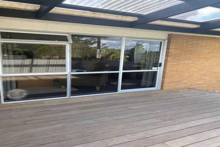 Photo of property in 1/32 Hellyers Street, Birkdale, Auckland, 0626