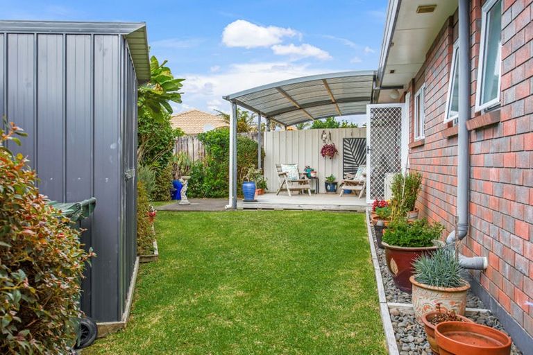 Photo of property in 96b Lakeside Drive, Orewa, 0931