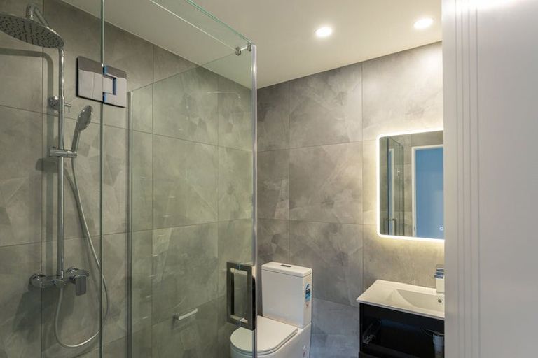 Photo of property in 57a Neil Avenue, Te Atatu Peninsula, Auckland, 0610