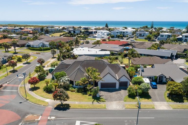 Photo of property in 26 Santa Cruz Drive, Papamoa Beach, Papamoa, 3118