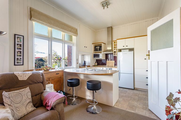 Photo of property in 94 Gordon Road, Mosgiel, 9024