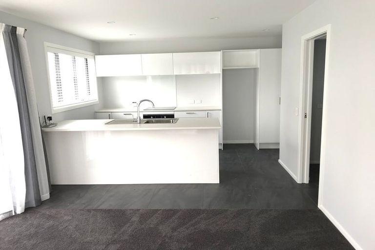 Photo of property in 128a Randwick Road, Moera, Lower Hutt, 5010