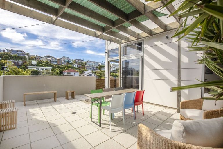 Photo of property in 3b Shalimar Crescent, Khandallah, Wellington, 6035