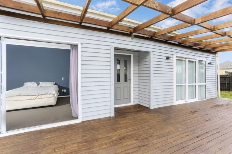 Photo of property in 71 Helvetia Road, Pukekohe, 2120