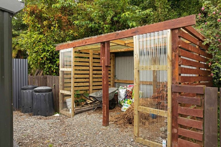 Photo of property in 86-88 Brougham Street, Westport, 7825