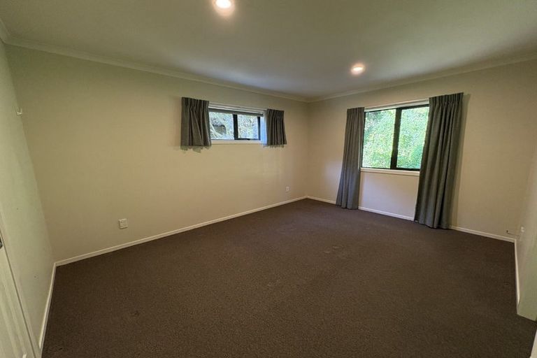 Photo of property in 66a Elmslie Road, Pinehaven, Upper Hutt, 5019